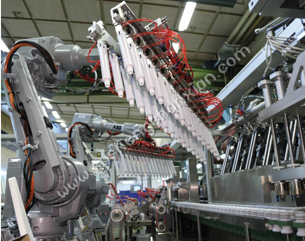 �����װ��װ��ˮ���ϵľ����ٶ�